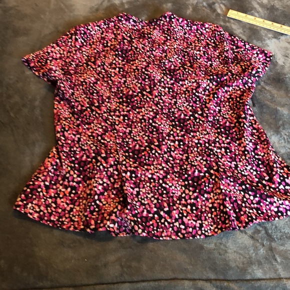 Women’s size medium Dana Buchman button down shirt - Picture 9 of 10